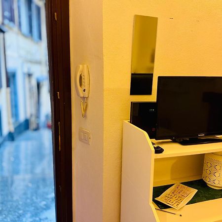 Gigi House Apartment Verbania Bagian luar foto